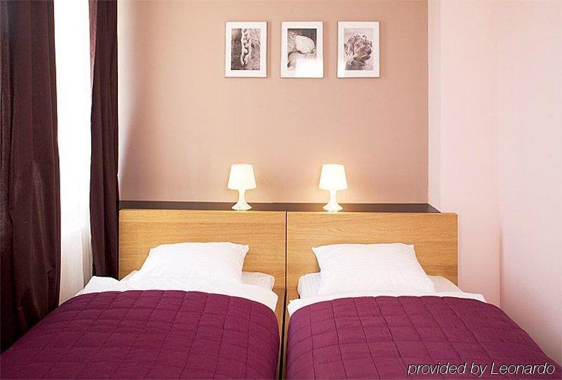 Hotel Sekowski Legnica Zimmer foto